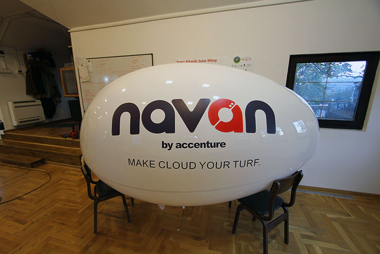 Navan-2-m-RC-Blimp